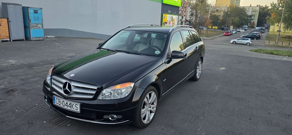 Mercedes-Benz Klasa C Mercedes C 2009 • Zadbany • LPG • Klima 2-strefowa • Podgrzewane fotel