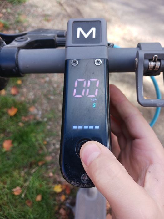 Sprzedam pilnie hulajnogę elektryczną motus Scotty 10