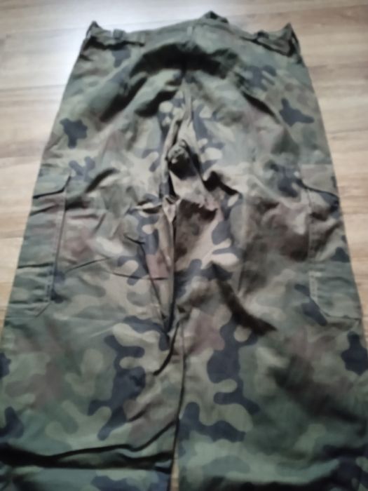 Spodnie wojskowe letnie