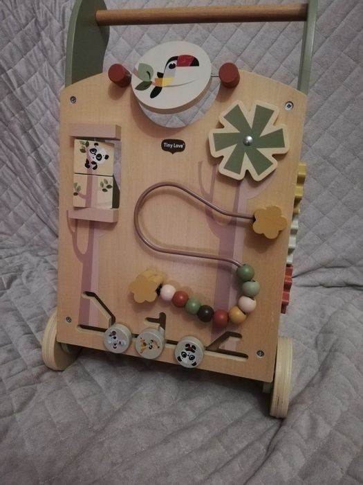 Pchacz chodzik drewniany Tiny love