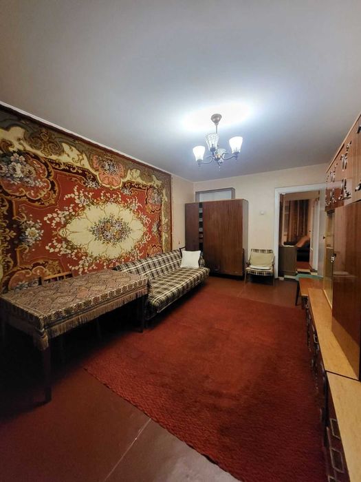 Здається 2 кімнатна квартира по вулиці Радченка.