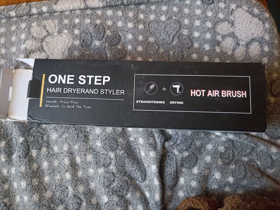 Фен-гребінець  1000Вт