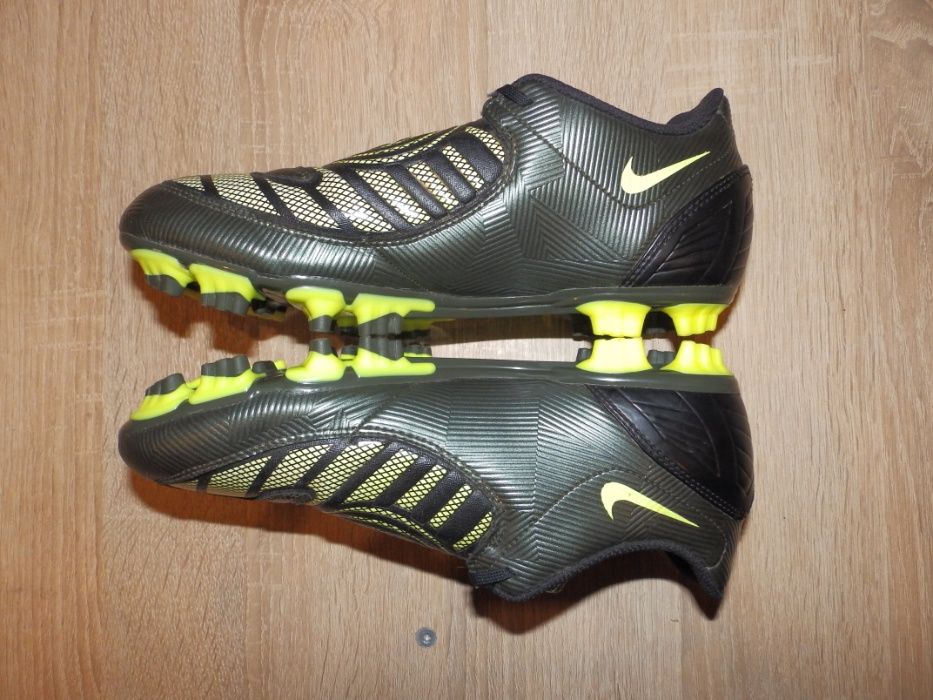 Бутсы копы Nike Total 90 Shoot II FG – Dark Army/Volt Black