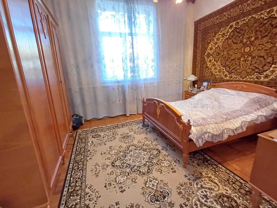 Продам дом в пгт Доброслав