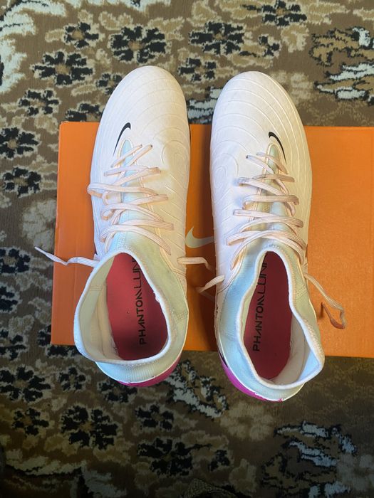 Буци Nike Phantom LUNA GX2 FG