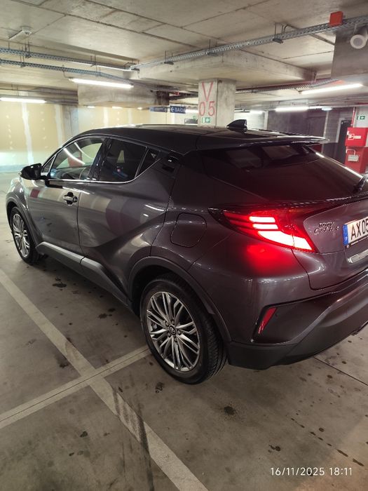 Toyota C-HR 1.8 Hybrid Exclusive + Pack Luxury • 2023 • 42.000 km