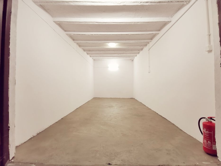 Murowany garaż na wynajem prąd wichrowe wzgórze