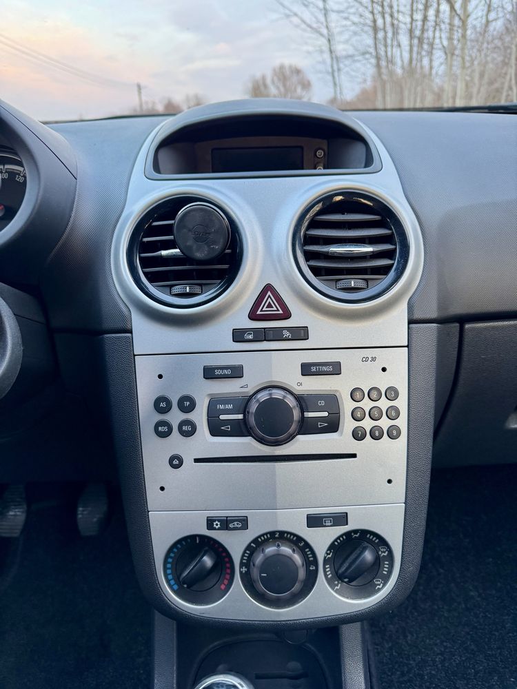 Opel corsa D, 2009r, 1.2 benzyna, 160 tys przebieg