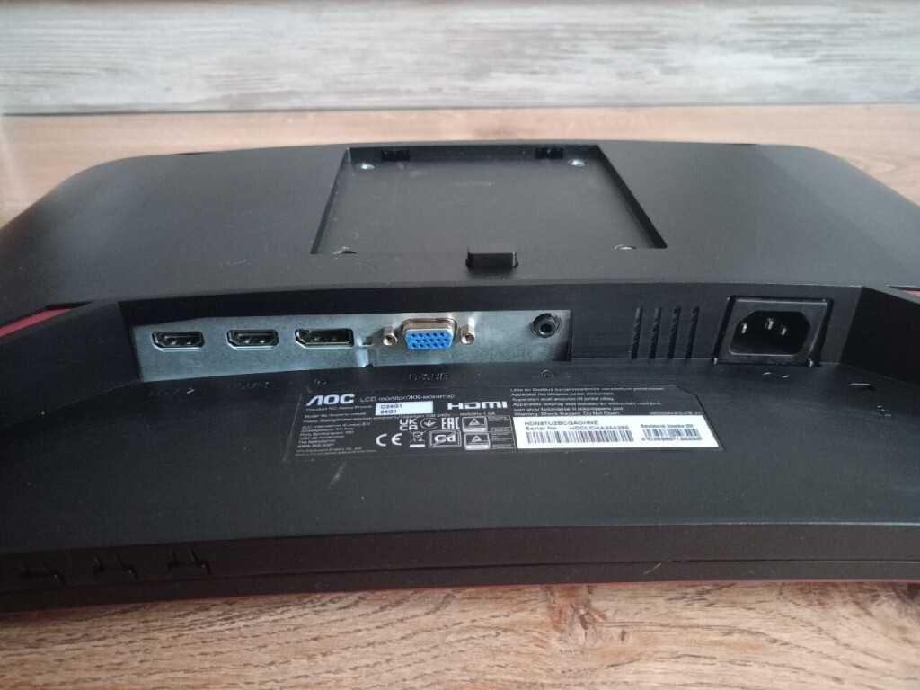 Monitor AOC C24G1 Curved