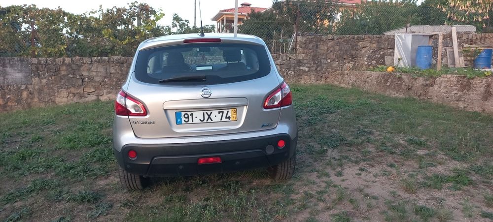 Nissan qashqai  1.5 dci