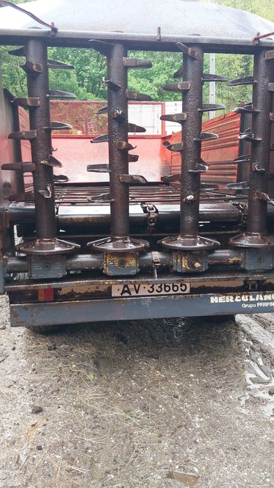 Reboque Espalhador de Estrume