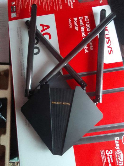 Маршрутизатор Mercusys MR30G WiFi5/ AC1200 / 1 Гбіт/с / 2*2MU-MIMO