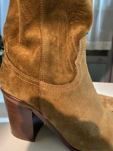 Botas cano alto Novas