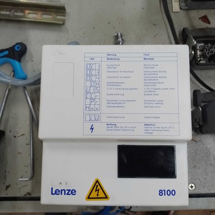 Falownik lenze 8100