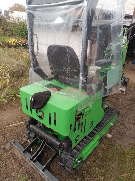 Продам мініескаватор  мд4 +