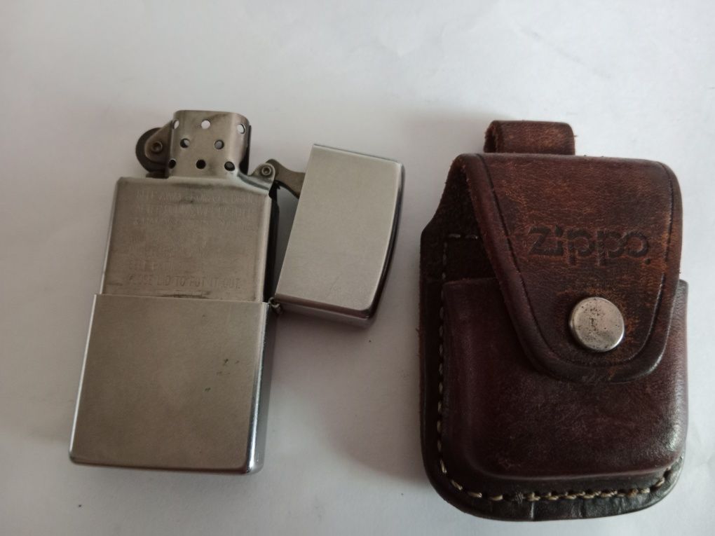 Zapalniczka Zippo.pokrowiec-etui