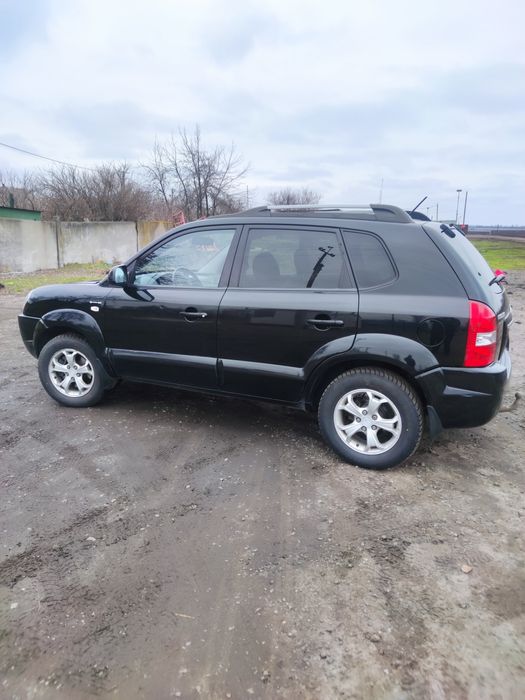 Продам надійного Туксона.