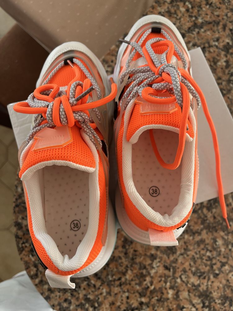 Tenis coloridos 38