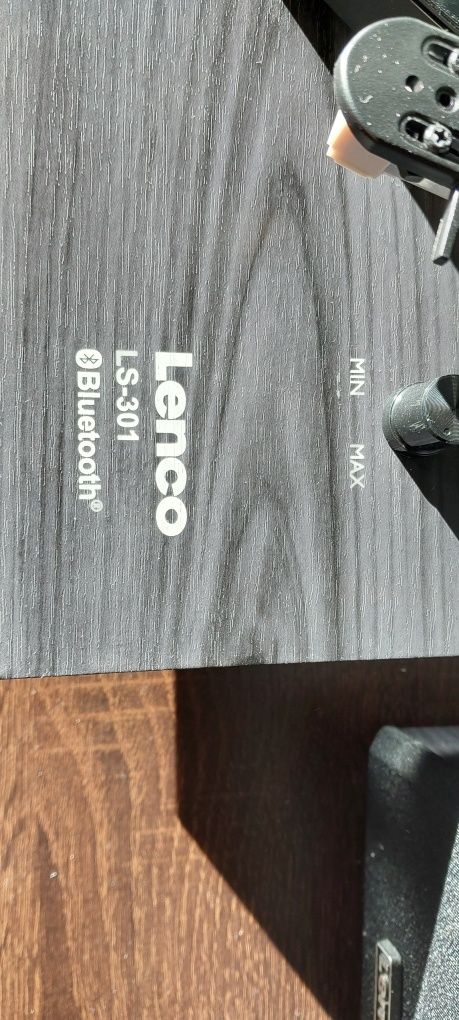 Lenco LS-301 Bluetooth
