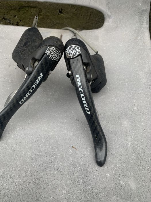 Manetes campagnolo carbono