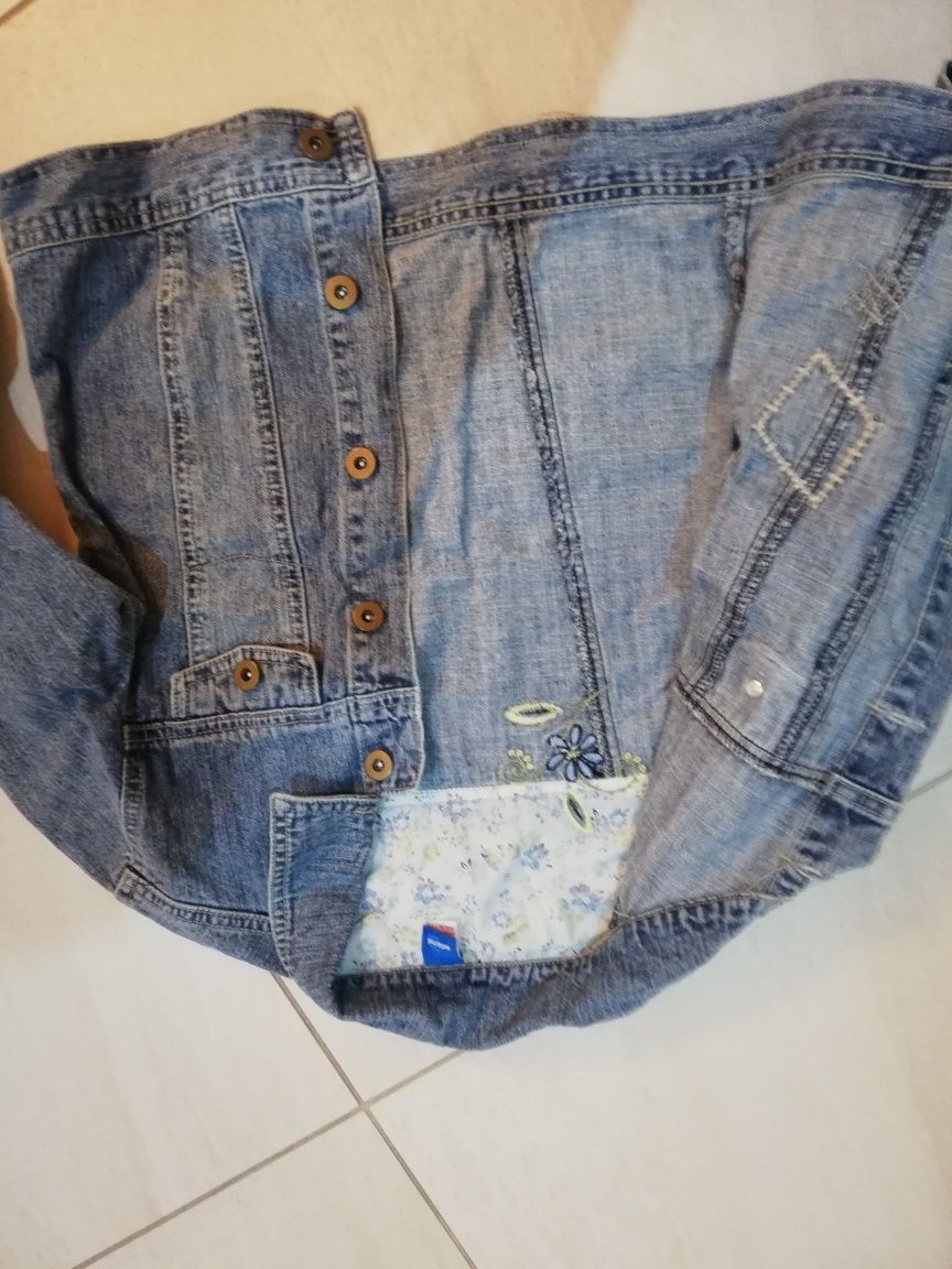 Kurtka jeans 134 dziewczynka