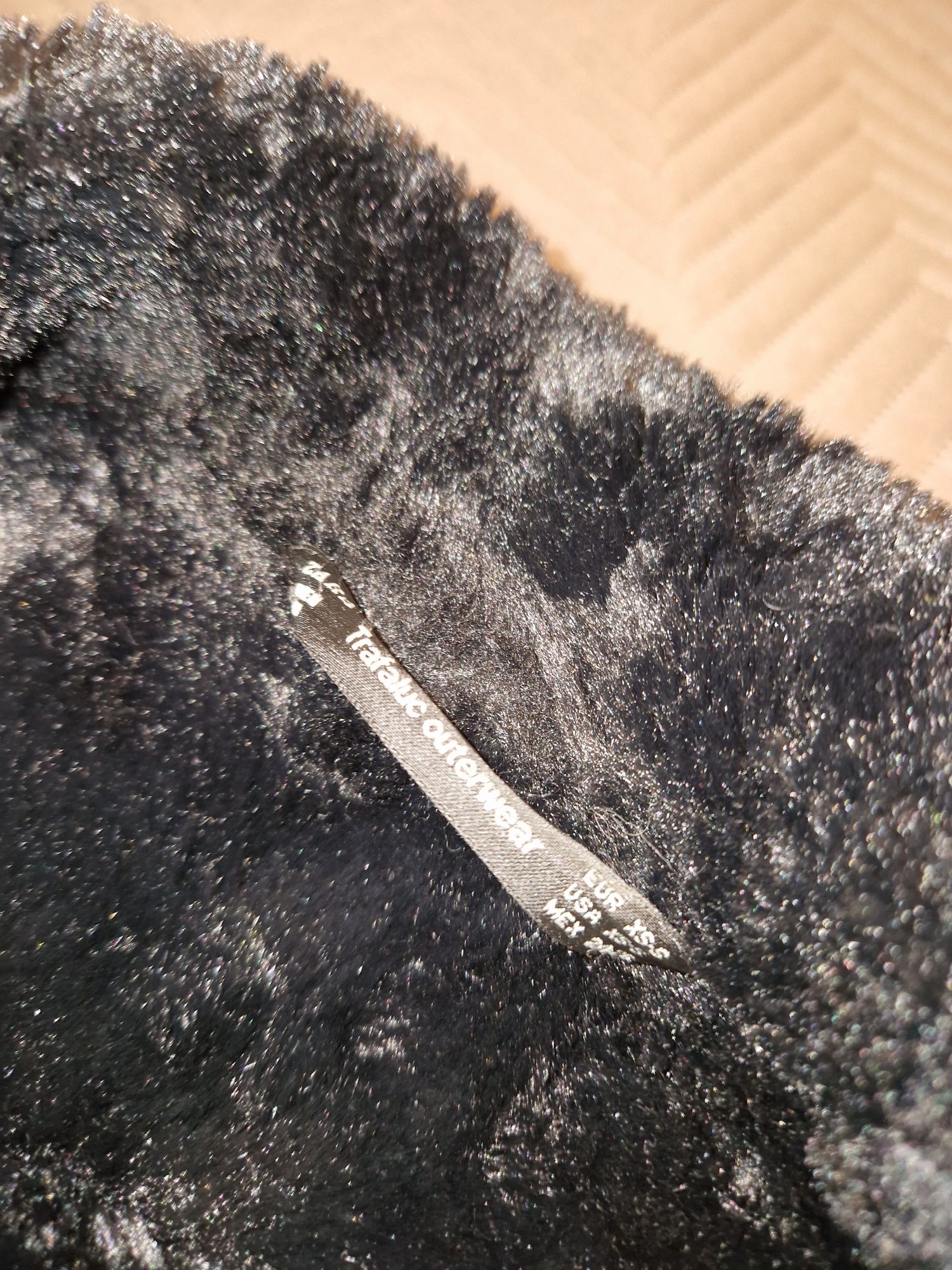 Zara outerwear XS-S 34-36 kamizelka bezrękawnik zamsz futerko czarne