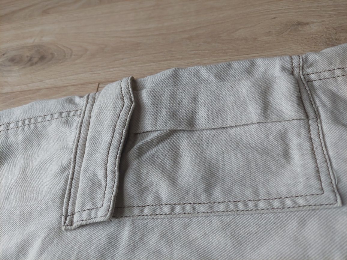 Białe/beige spodnie cargo damskie