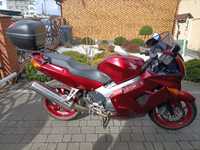 Honda VFR 800 motocykl