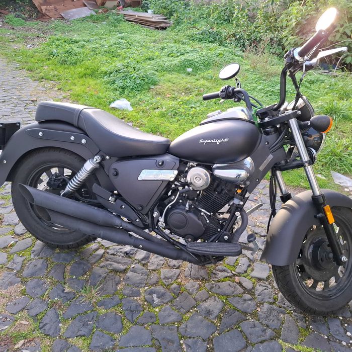 Moto Keeway Superlight 125cc 2024