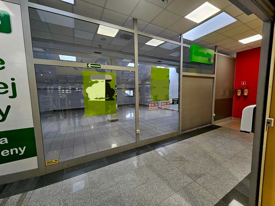 Do wynajęcia atrakcyjny lokal w centrum handlowym.