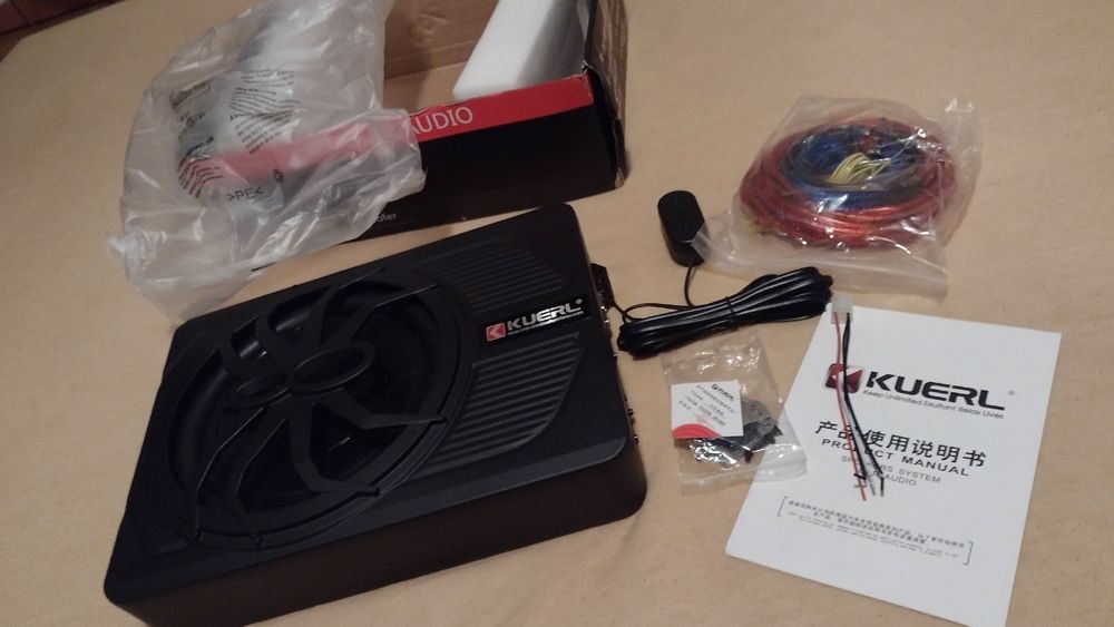 Subwoofer aktywny pod fotel głośnik 25cm car audio RGB