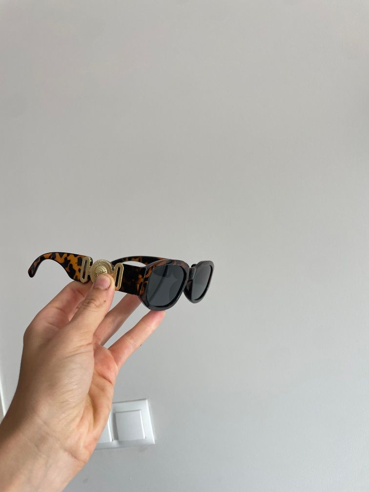 Nowe okulary przeciwstoneczne w stylu Versace
