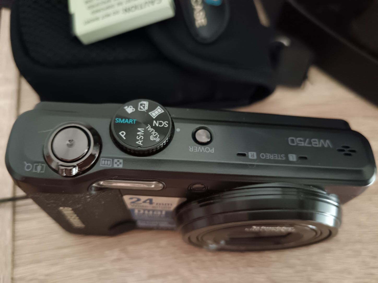 Máquina fotográfica Samsung wb750