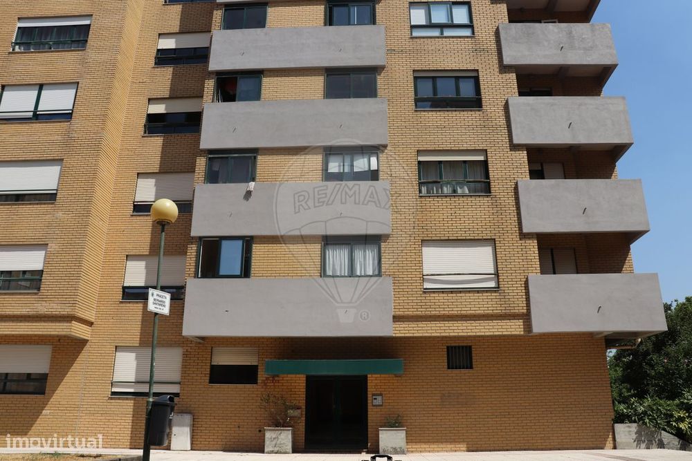 Apartamento T4 para venda