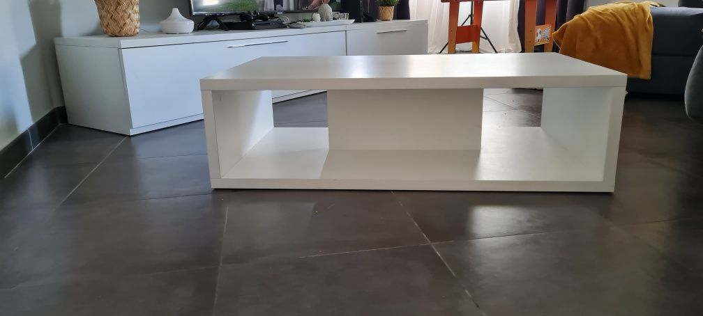 Mesa de centro impecável