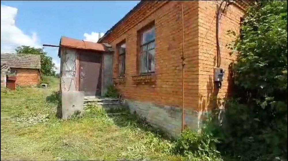 Продам будинок біля м.  Хмельницький