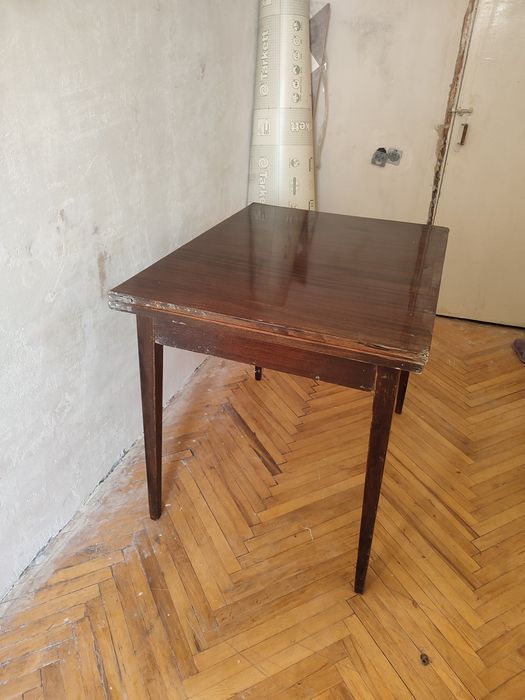 Стіл розкладний полірований б/у