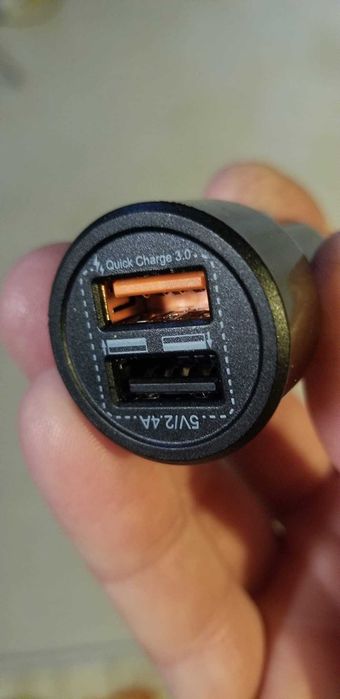 Адаптер Hussell для автомобільного зарядного пристрою. З США. Оригінал