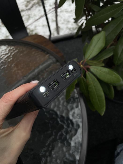 Корпус для павербанку на 8 акумуляторі типу 18650