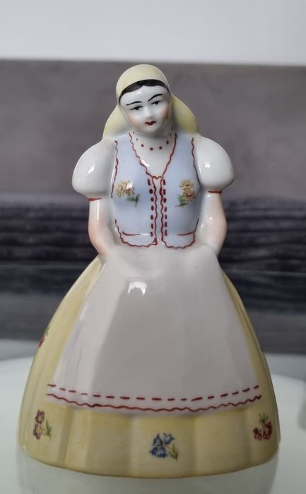 Sygnowana figurka Magdusia B. Marciniak Ćmielów, lata 70 - te