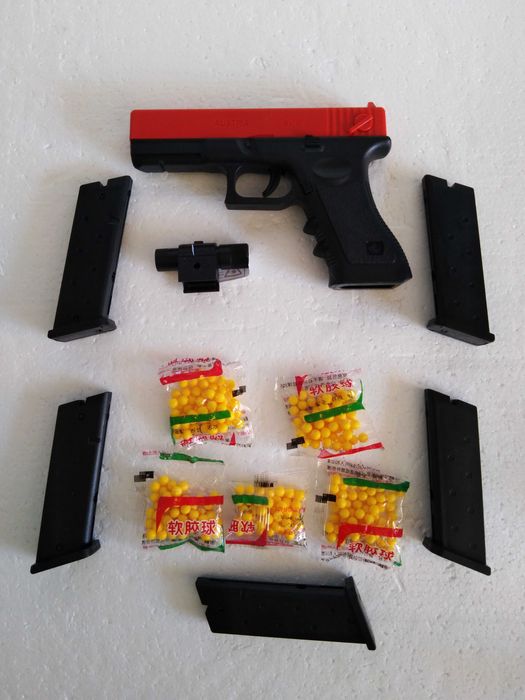 Pistola Glock Mola + Laser + Carregadores + Esferas Gel