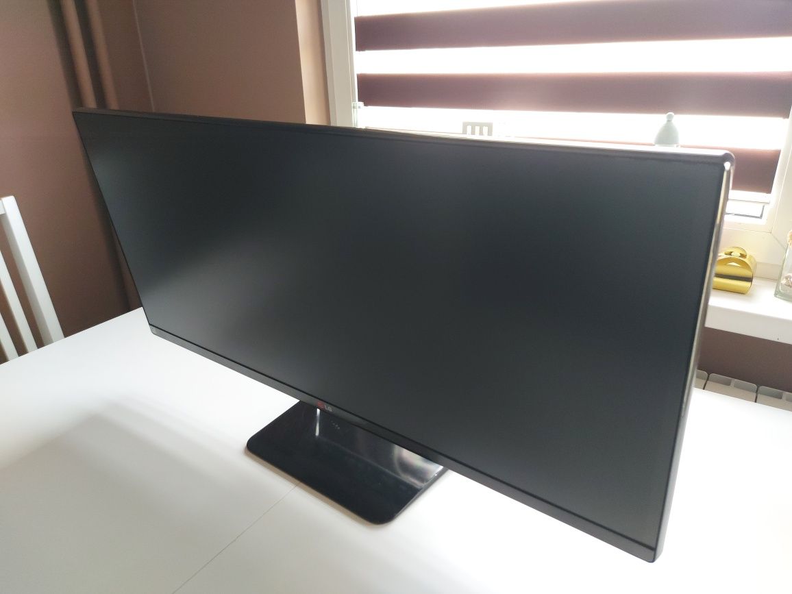 monitor LG 34UM65-P