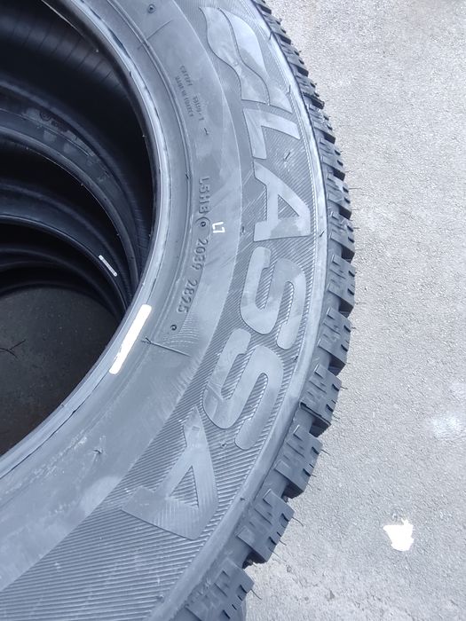 Lassa Iceways 2 215/65 R16 98T