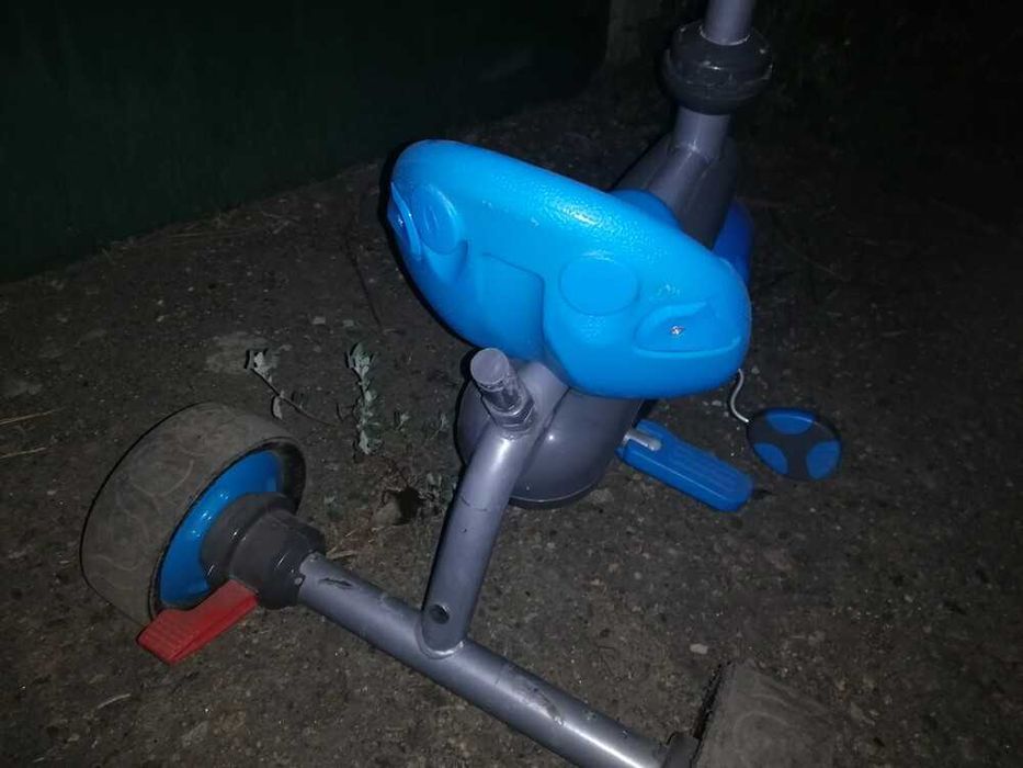 Детский велосипед с родительской ручкой Smart Trike