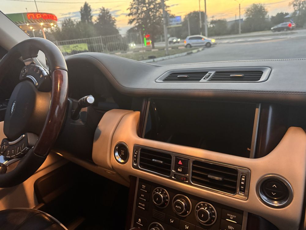 Range Rover Supercharged