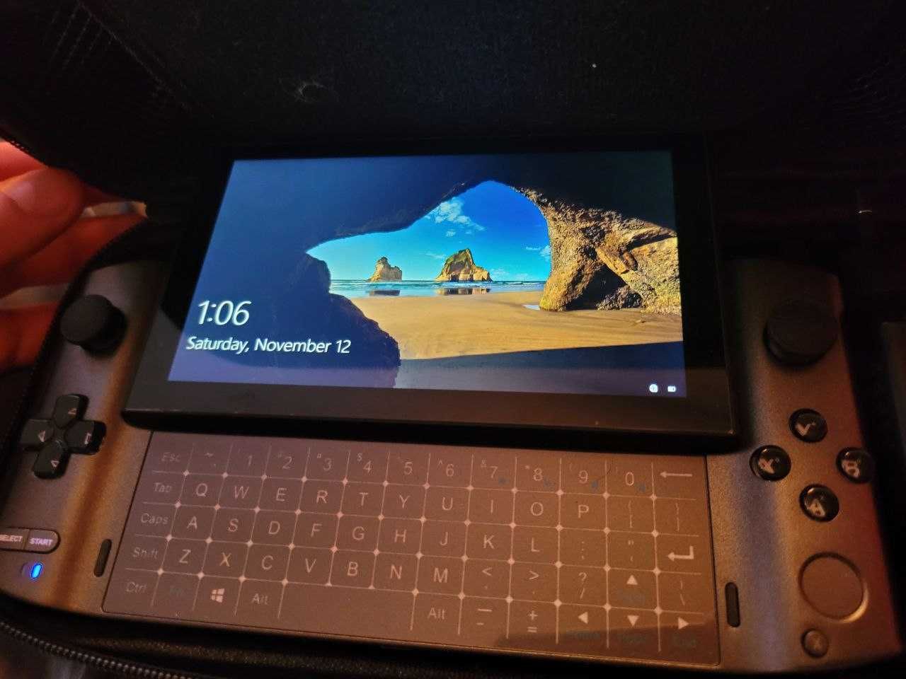 GPD Win 3 1165G7 processor, 16GB LPDDR4x 4266, 1TB NVMe SSD