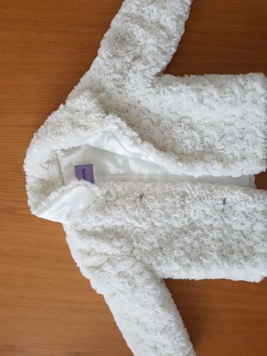 Białe futerko rozm. 110