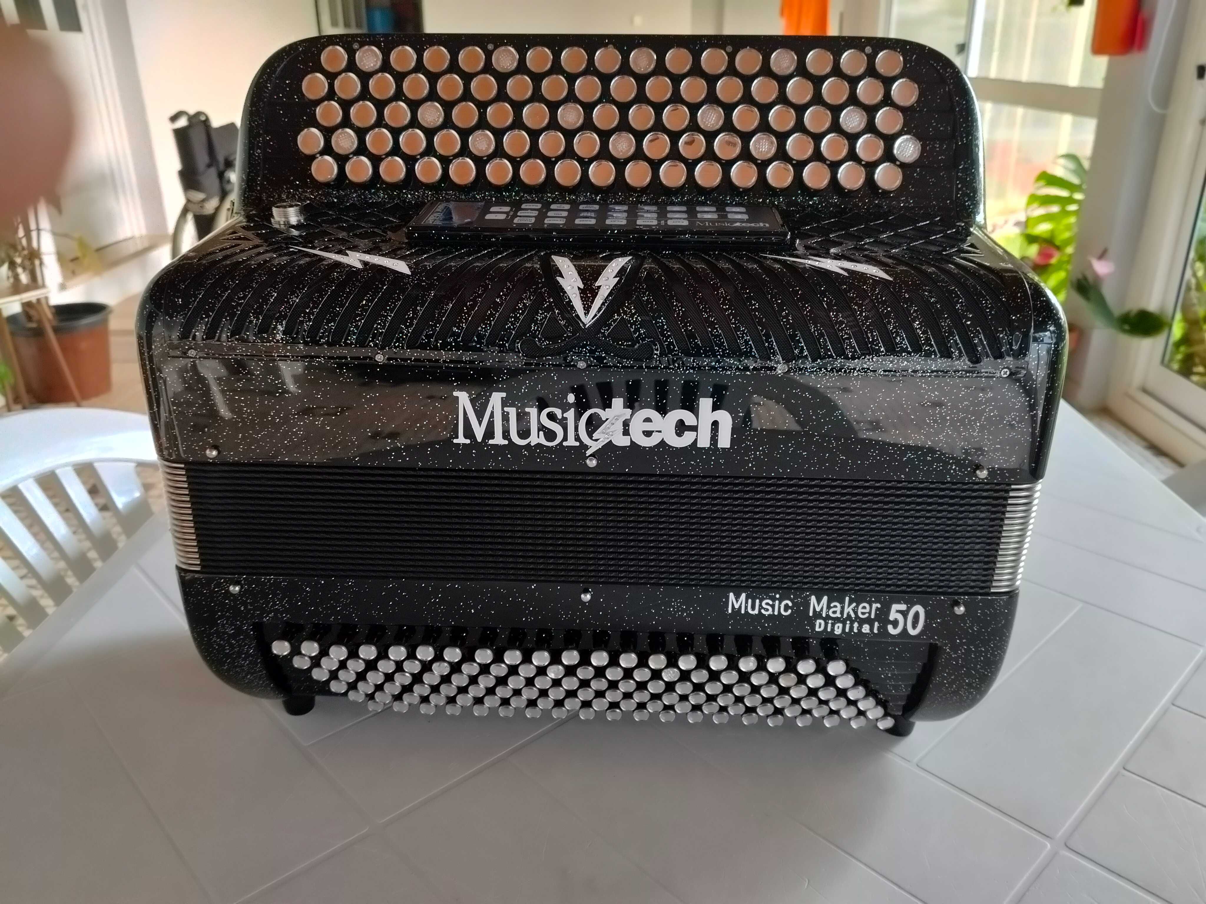 Acordeão Digital e midi Musictech novos