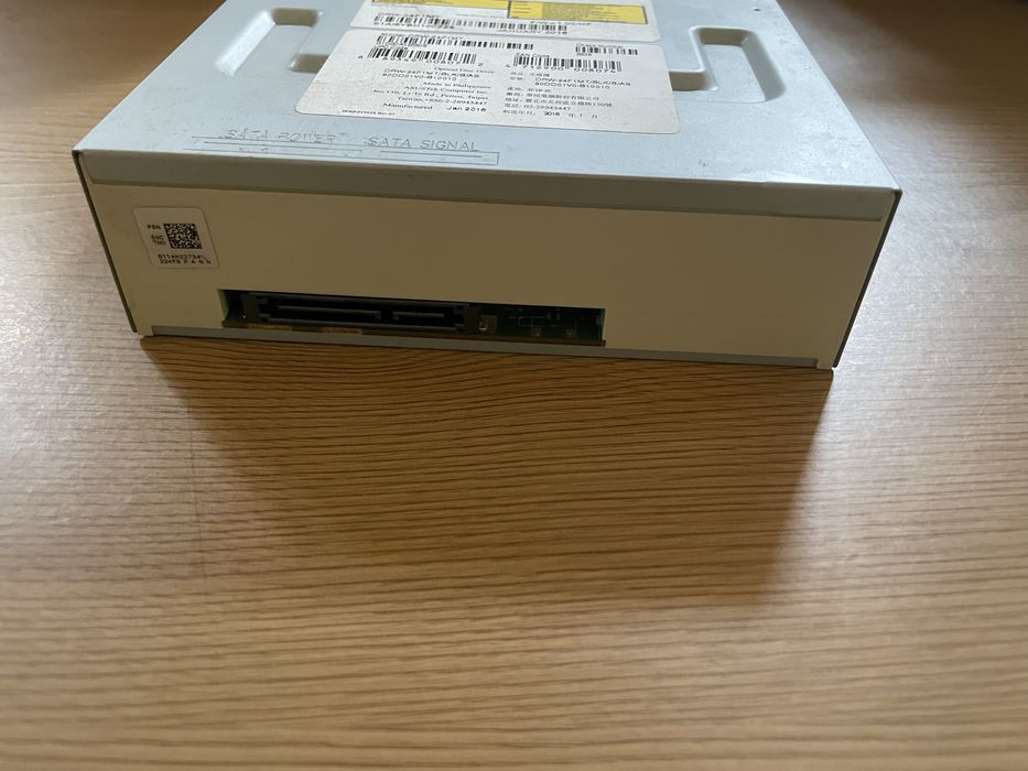 ASUS DRW-24F1MT Interno DVD±RW Preto