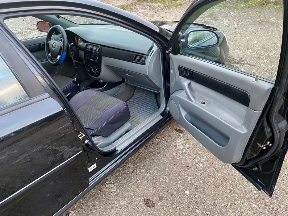 Продам Chevrolet Lacetti SE